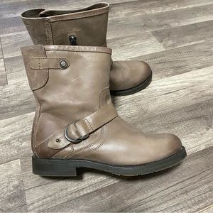 Olukai Leather and Rubber Short Boots